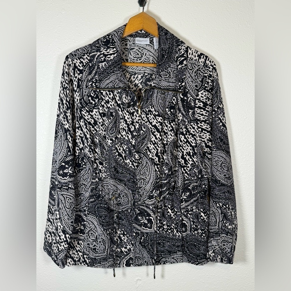 Chico's Zenergy Paisley Print Cinch Waist Full Zip Jacket Women’s Size 2 Large